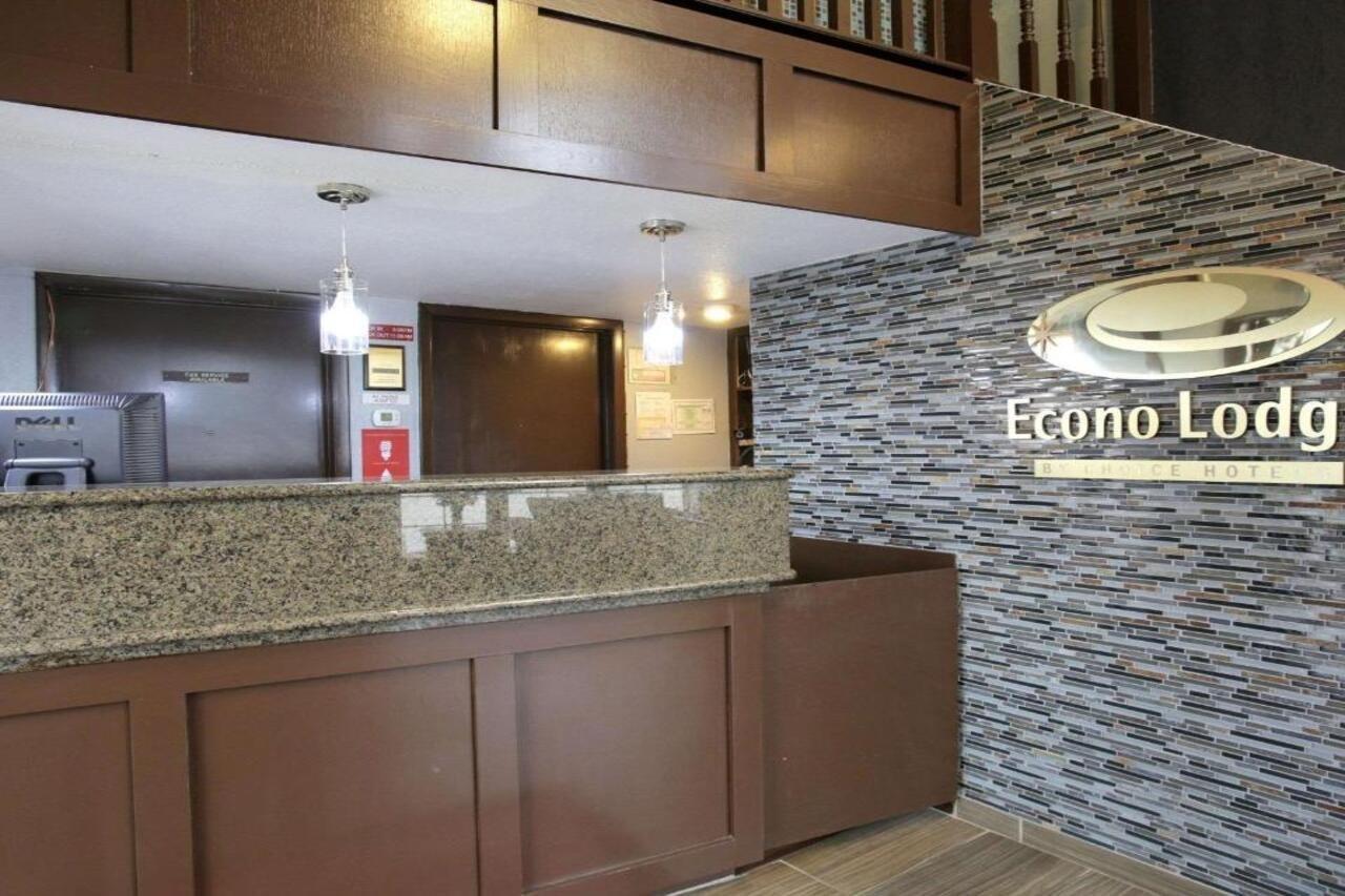 Econo Lodge Near The Domain - The Arboretum Austin Eksteriør bilde